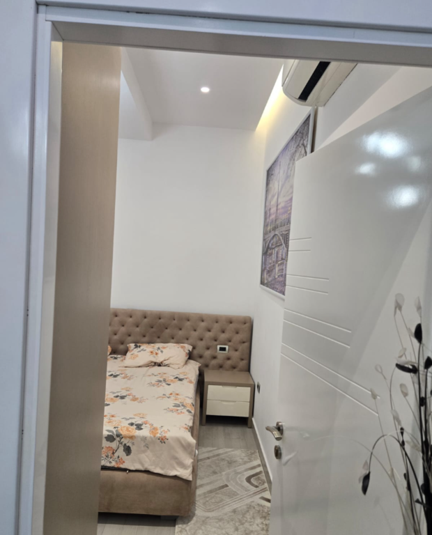 Affittasi Appartamento 1+1 Komua E Parisit