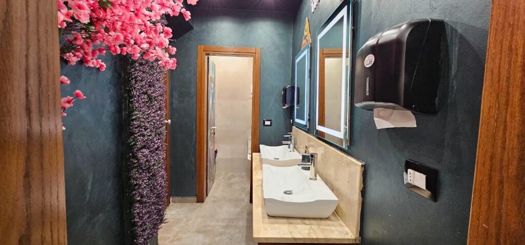 🏪 Commercial space for sale Local 130 m² Currently rented, ready for work, near the Train Station!