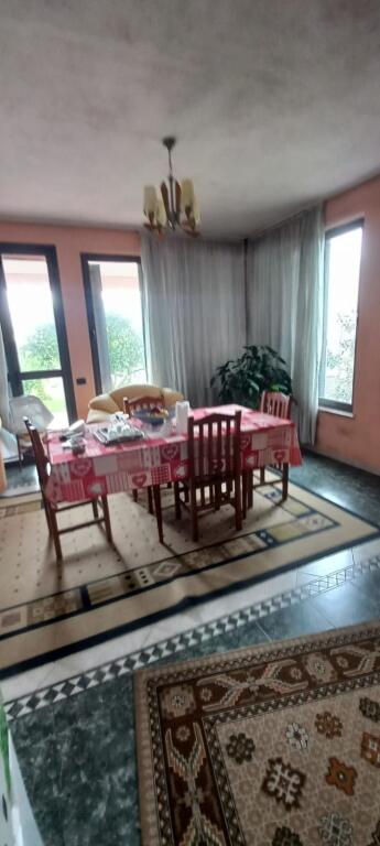 Shitet Shtepi nje Kateshe, Plazh Durres