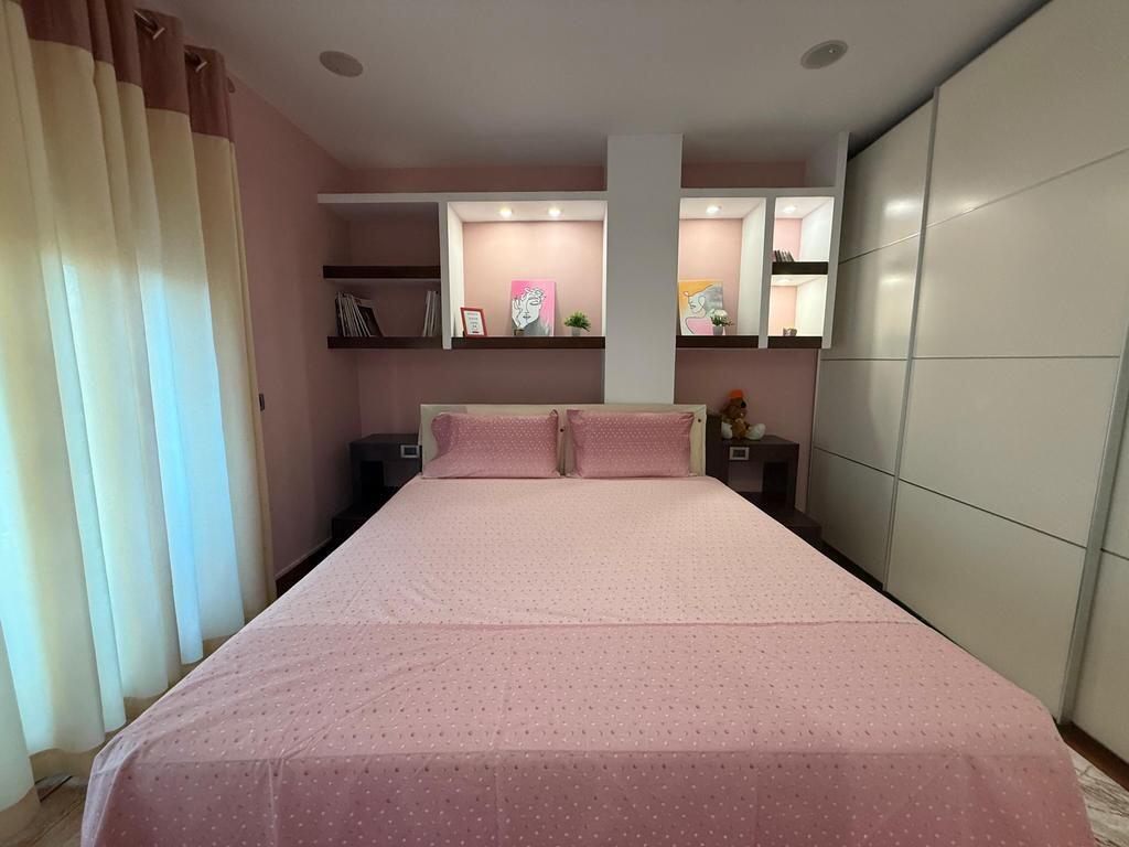 FOR RENT MODERN APARTMENT 2+1+2 WITH PARKING SPACE in Center