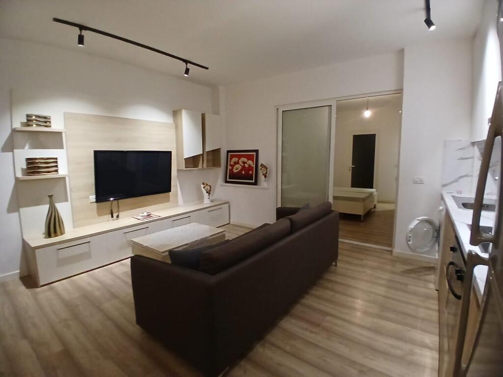 Apartament me qera 1+1- 📍Rruga Barrikadave