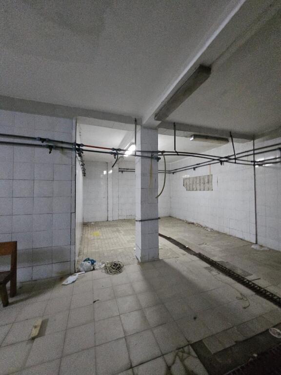 Commercial Space for Sale at the Red Cross in Durres!