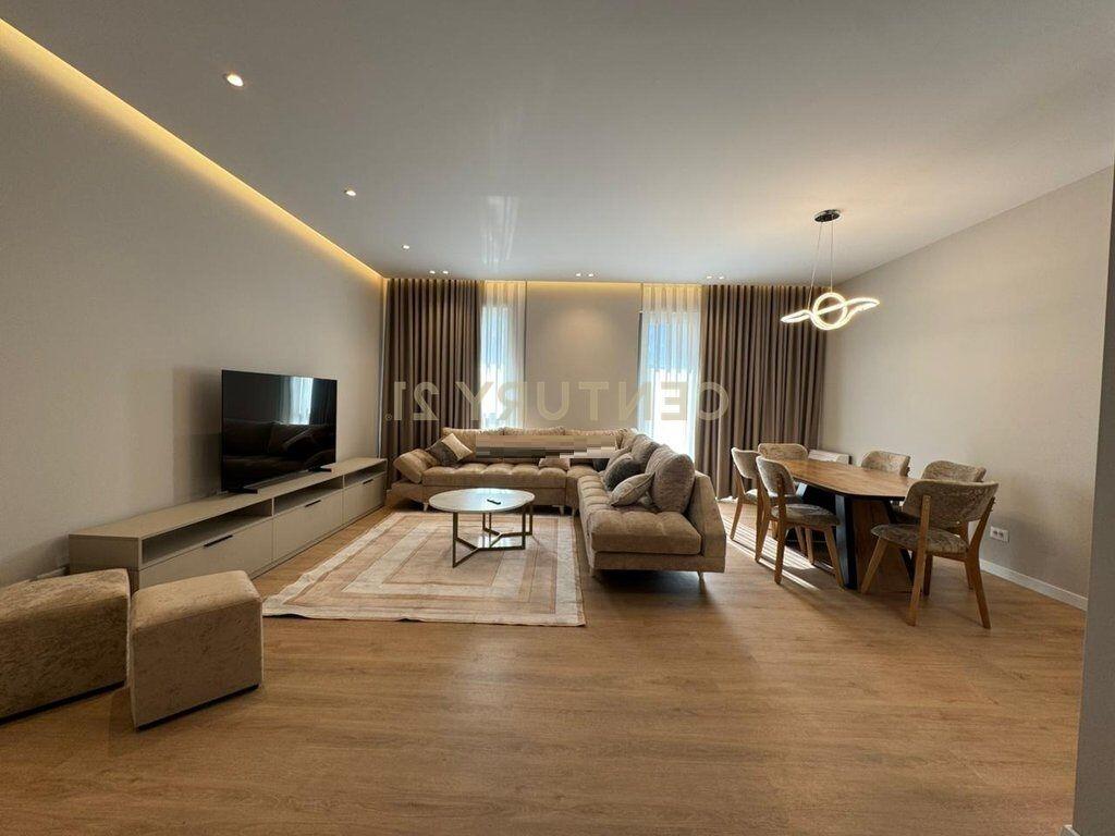 JEPET ME QIRA APARTAMENT 3+1+2 + POST PARKIMI LIQENI I THATE