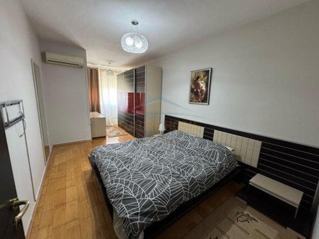 Shitet, Apartament 2+1, Air Albania, Tiranë