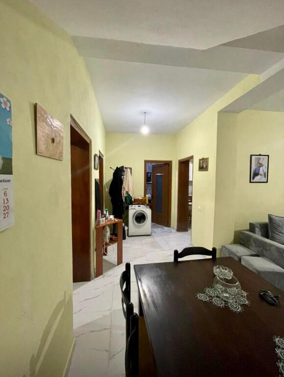 📣 SHITET VILE OKAZION 📍 Ali Dem, Prane Kompleksit Mangalem 🛣️ Rruga e "Mumajezeve" ✨