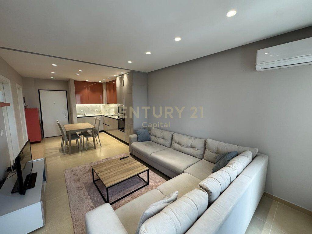 Affittasi Appartamento 1+1+Posto Auto, Complesso Zirkon