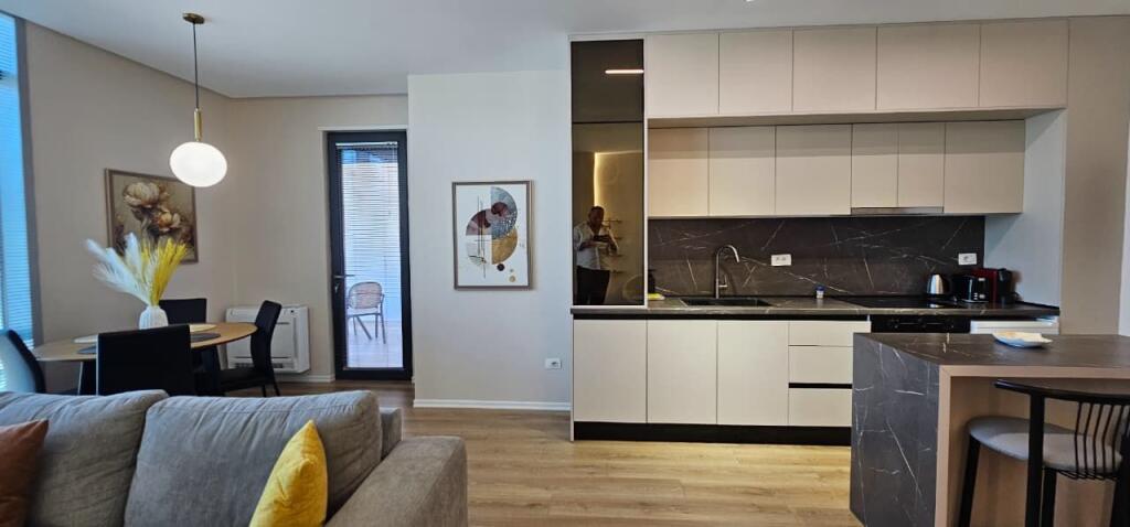 🏢 Apartament Super Lluksoz 1+1 Vollga, Durrës