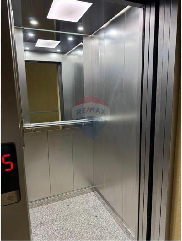 ME QIRA 1+1 TE DE RADA