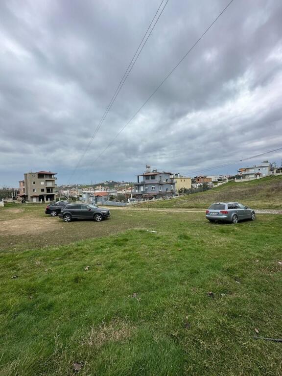 SHITET 1 PARCEL TOKE NE ARAPAJ DURRES