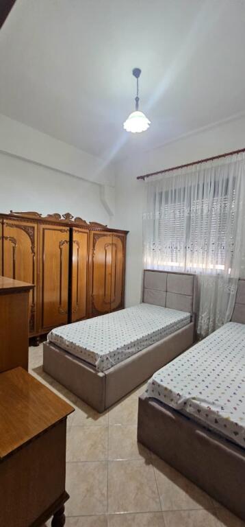 APARTAMENT 2+1+2 ME QERA PRAN MARKATES FRUTA PERIME DURRES