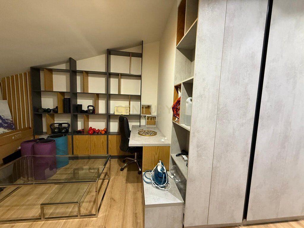 FOR RENT APARTMENT 3+1+2+VERANDA+3 PARKING SPACES! 1,900 € /Month