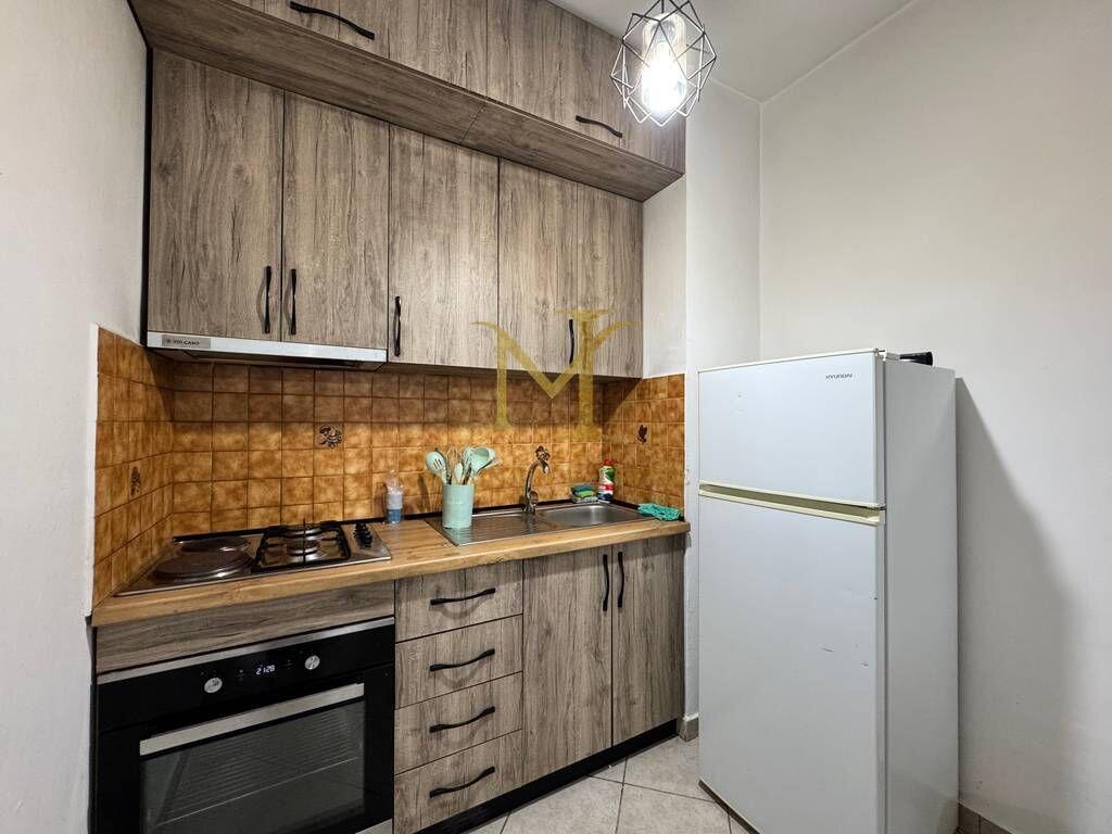 Apartament 1+1 per qera ne Plazh Hekurudha Durres. (deri ne 1 maj)