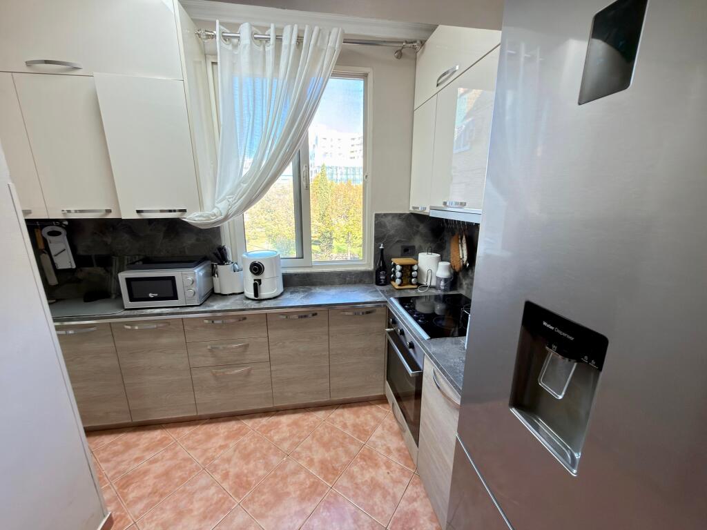 📣 QERA SUPER Apartament 2+1 📍 Ngjitur me Shkollën “Vasil Shanto”, Tiranë ✨