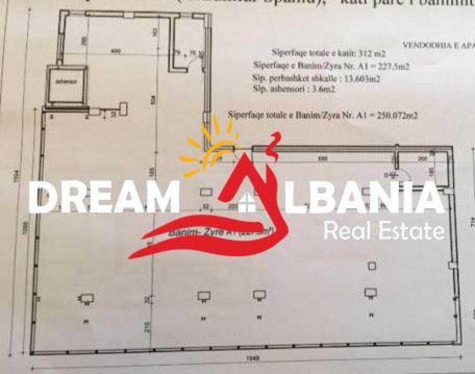 Locale in affitto vicino al Commissariato n. 4, Kinostudio a Tirana (ID 42711147)