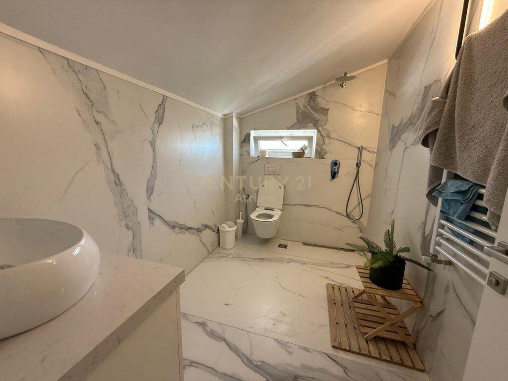 FOR RENT APARTMENT 3+1+2+VERANDA+3 PARKING SPACES! 1,900 € /Month