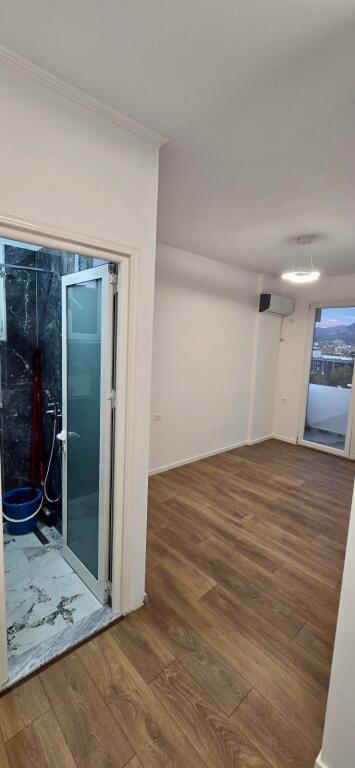 📣 SHITET Apartament 2+1 Me 2 Tualete📍 Prokuroria e Tiranes 🛣️ Rruga "Haxhi Hysen Dalliu" ✨