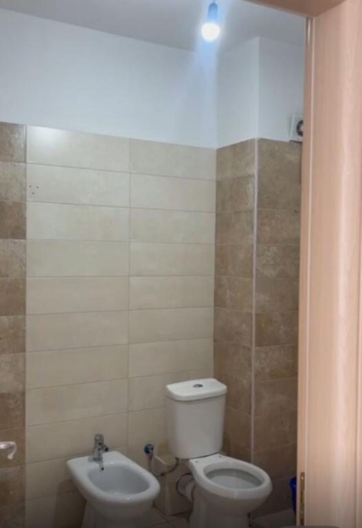 For rent 2+1 apartment (unfurnished) Molla Astir Complex 38,000 Leke!