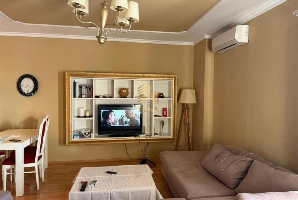 Qira, Apartament 1+1, Yzberisht, 45000 Leke
