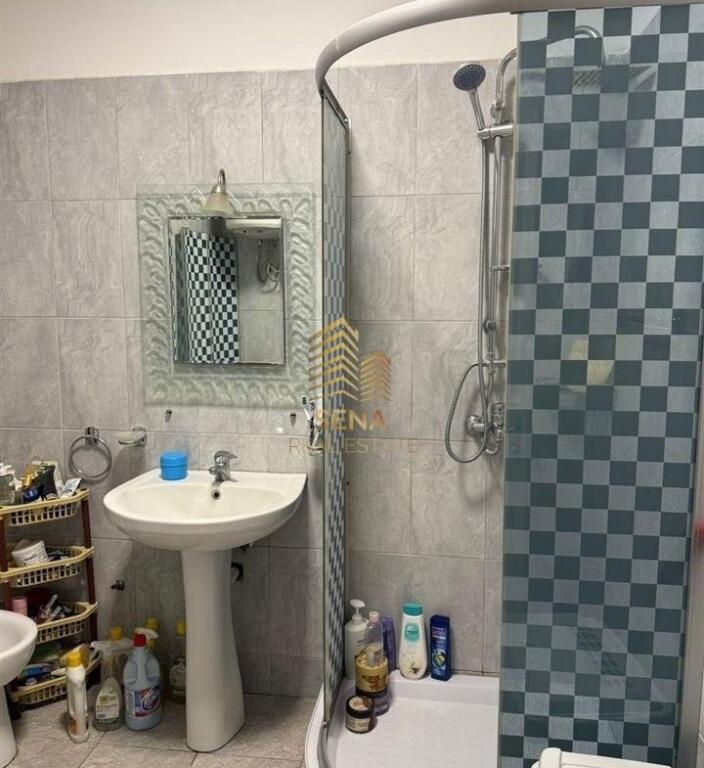 Qira, Apartament 1+1, Yzberisht, 45000 Leke