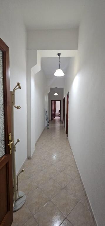 APARTAMENT 2+1+2 ME QERA PRAN MARKATES FRUTA PERIME DURRES