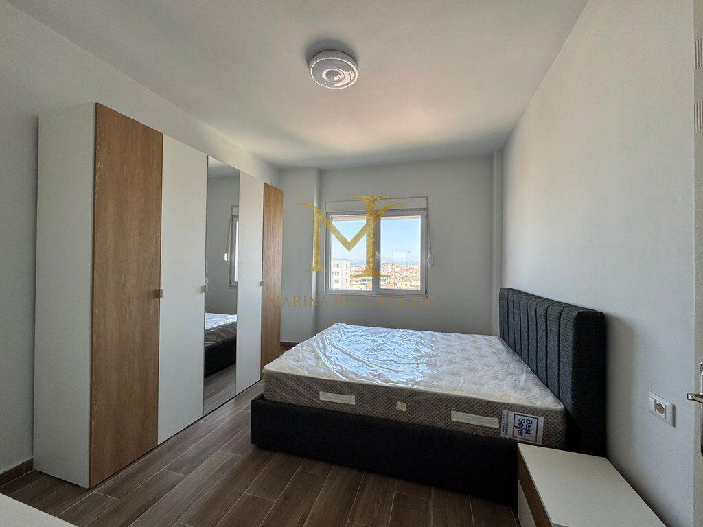 Jepet me qira apartament 2+1 – Tregu Industrial, Durrës