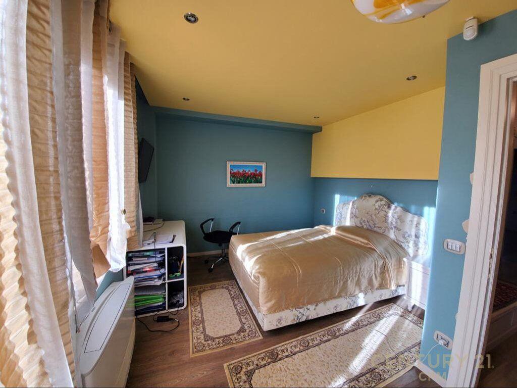 Vila Moderne 4-Katëshe, 6 dhoma në Shitje në Rezidencën Akacia Hills 1, Mjull-Bathore 975,000 €