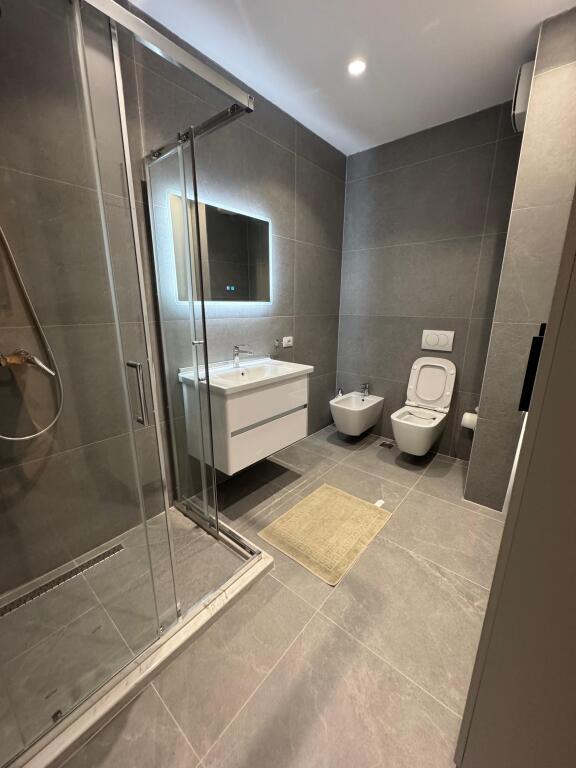 Apartment me qera 2+1 Rruga e Elbasanit