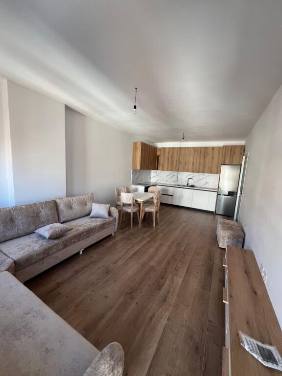 APARTAMENT ME QERA 2+1