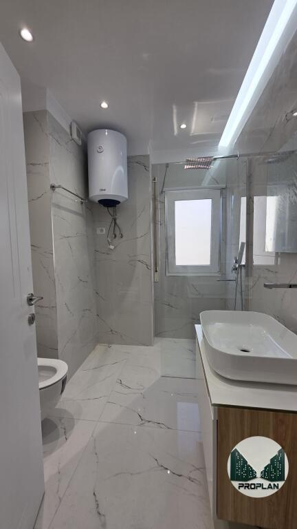 APPARTAMENTO 2+1+PARCHEGGIO IN AFFITTO IN VIA KAVAJA