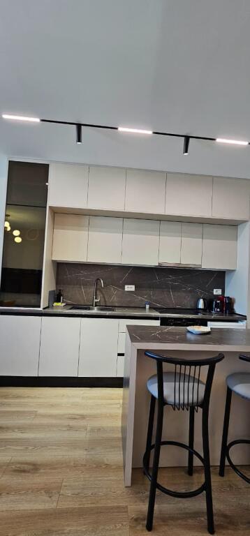 🏢 Appartamento Super Lussuoso 1+1 – Vollga, Durrës