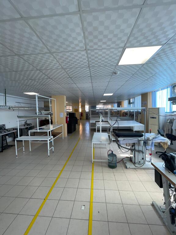 🔹 Jepet me qira ambient biznesi Rrobaqepsi 👗✂️