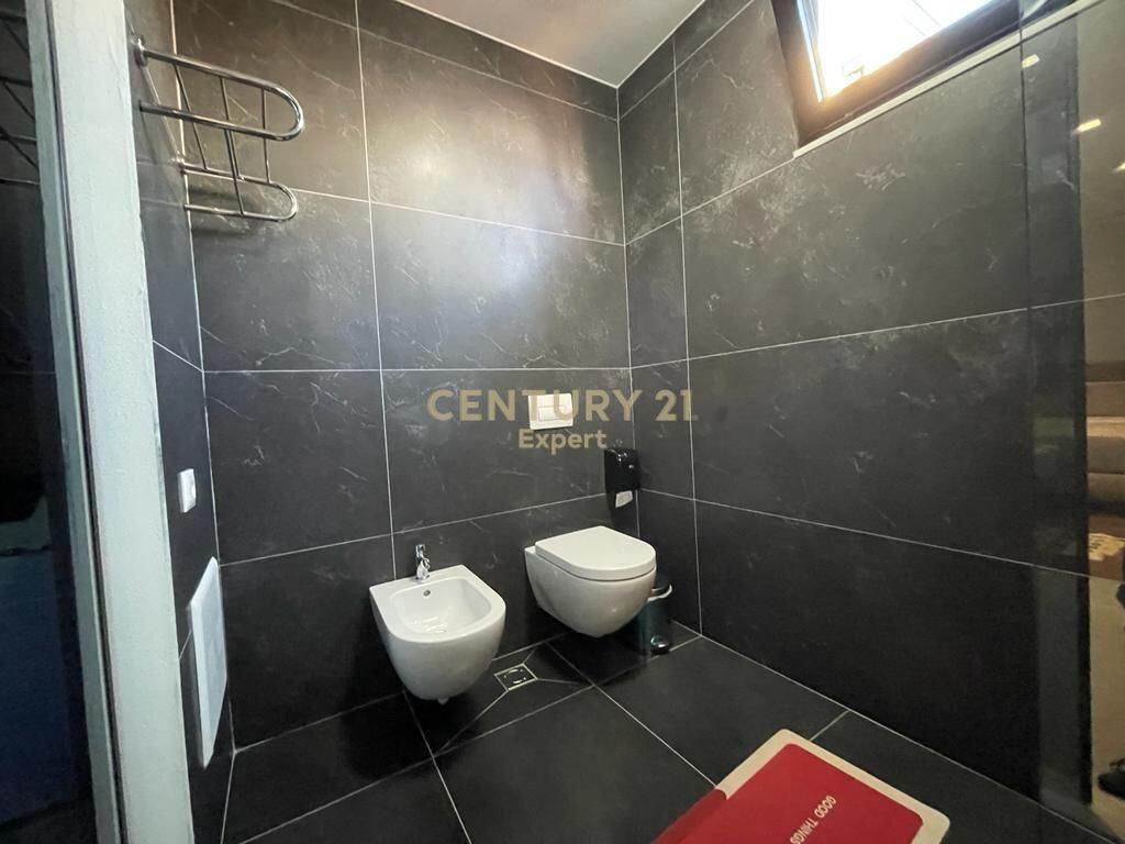 JAPIM ME QIRA HOTEL PRANË HIPOTEKËS, TIRANË! 6,500 € /Muaj