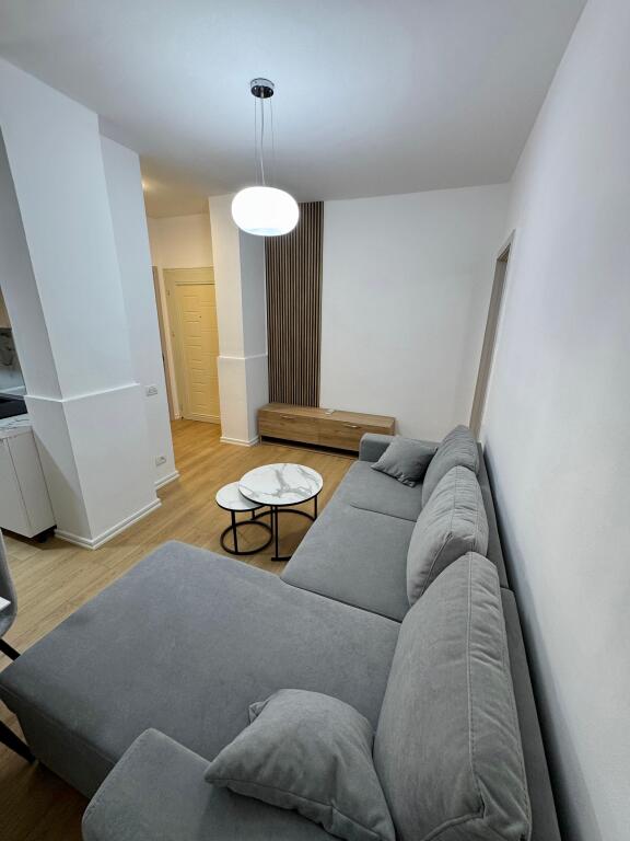 📣 IN VENDITA Appartamento 2+1+2 con Veranda 📍 Kodra e Diellit 🛣️ Via "Bill Klinton" ✨