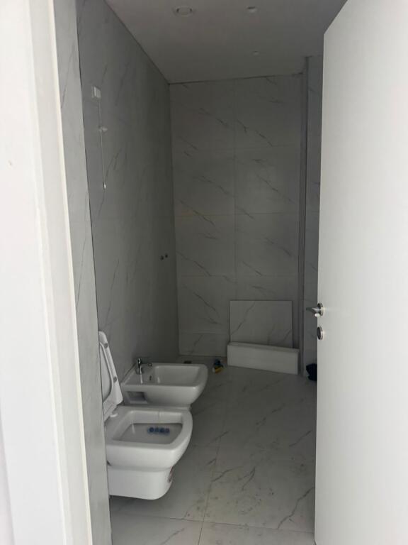 Apartment for rent for office at Lake View Residence