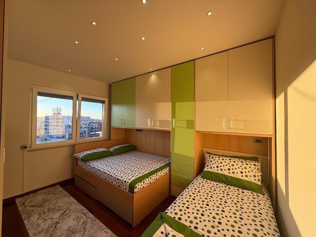 FOR RENT MODERN APARTMENT 2+1+2 WITH PARKING SPACE in Center