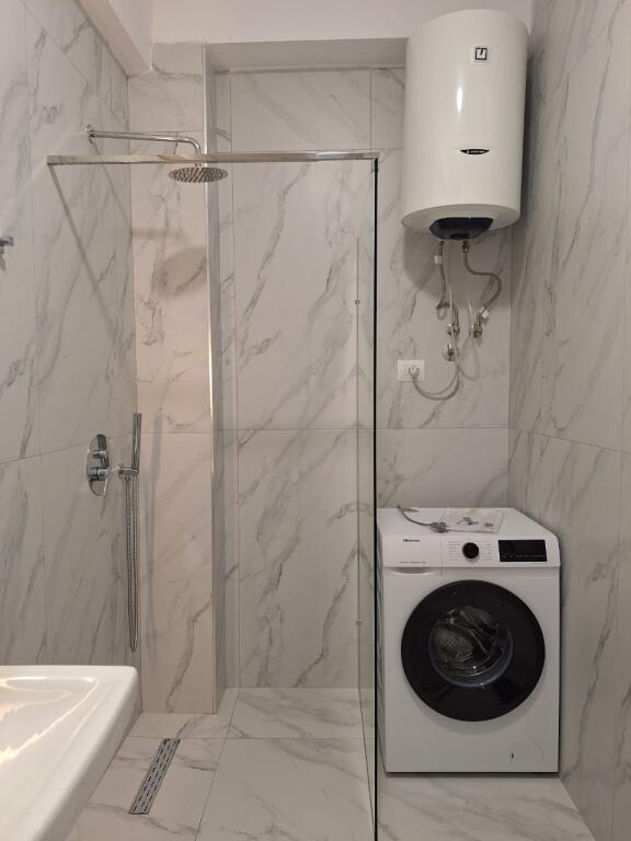 Jepet me qera, Apartament 1+1 60m² i mobiluar, Kompleksi Kaimi, ALI DEMI (PA KOMISION)
