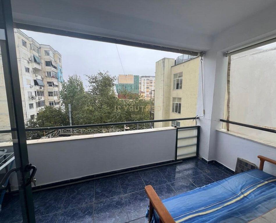 Apartament 1+1 me qira, Bulevardi Zogu i Pare