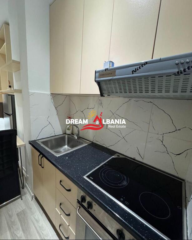 Jepet me qera garsoniere ne rrugen e Barrikadave prane kopshtit Bucko (ID 4201077