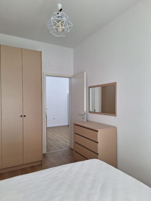 Jepet me qera, Apartament 1+1 60m² i mobiluar, Kompleksi Kaimi, ALI DEMI (PA KOMISION)
