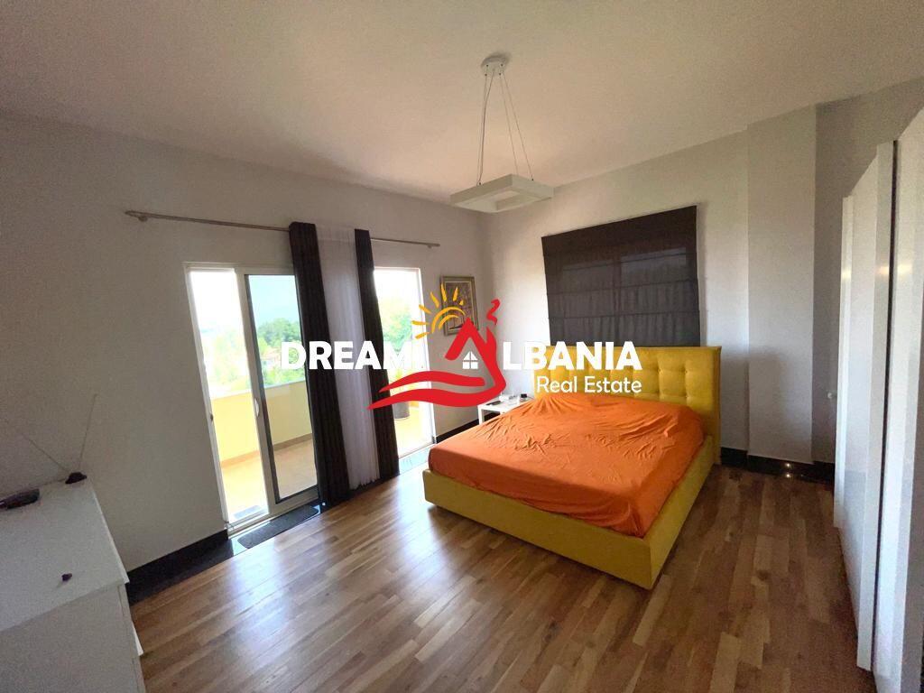 Villa di 3 piani in affitto vicino al Lago Artificiale, vicino alla Guardia, Tirana (ID 4251257 )