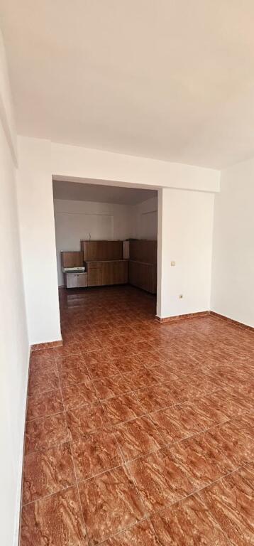 APARTAMENT 1+1 ME QERA PLAZH DURRES
