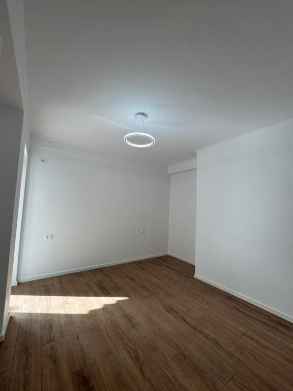 Shitet Apartament 1+1 115.000€ Don Bosko, Tirane