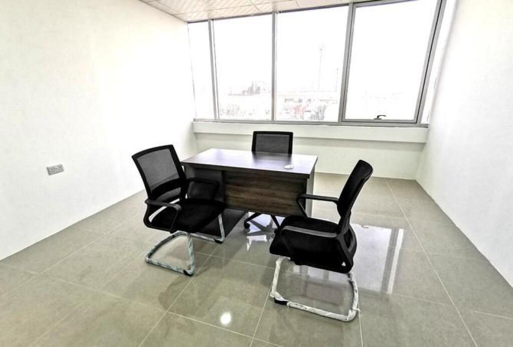 Zyre Me Qera Ne Qender (ID BZ2735) Tirane