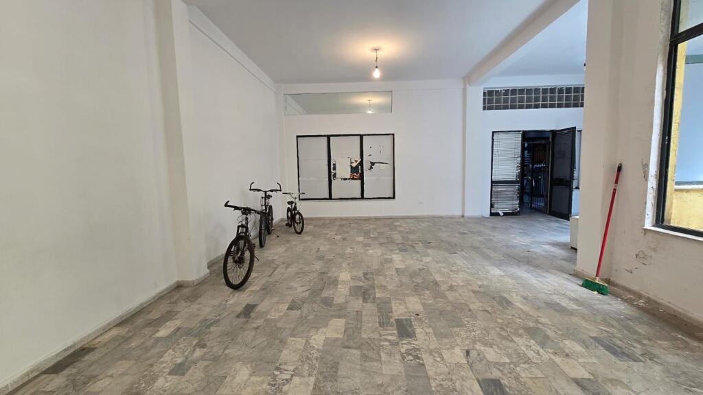 Ambient per zyra me siperfaqe 70 m2