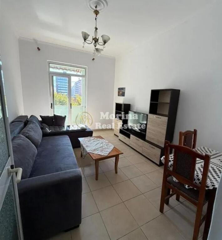 Qera, Apartament 1+1,Ish Parku Autobusave, 400 euro/muaj.