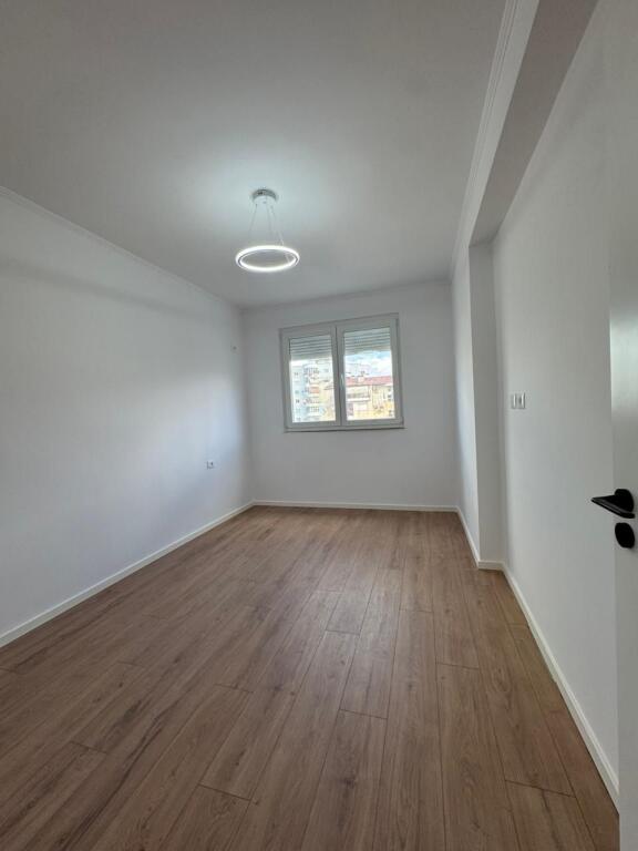 Shitet Apartament 1+1+Ballkon 117.000€ Don Bosko, Viva Market, Tirane