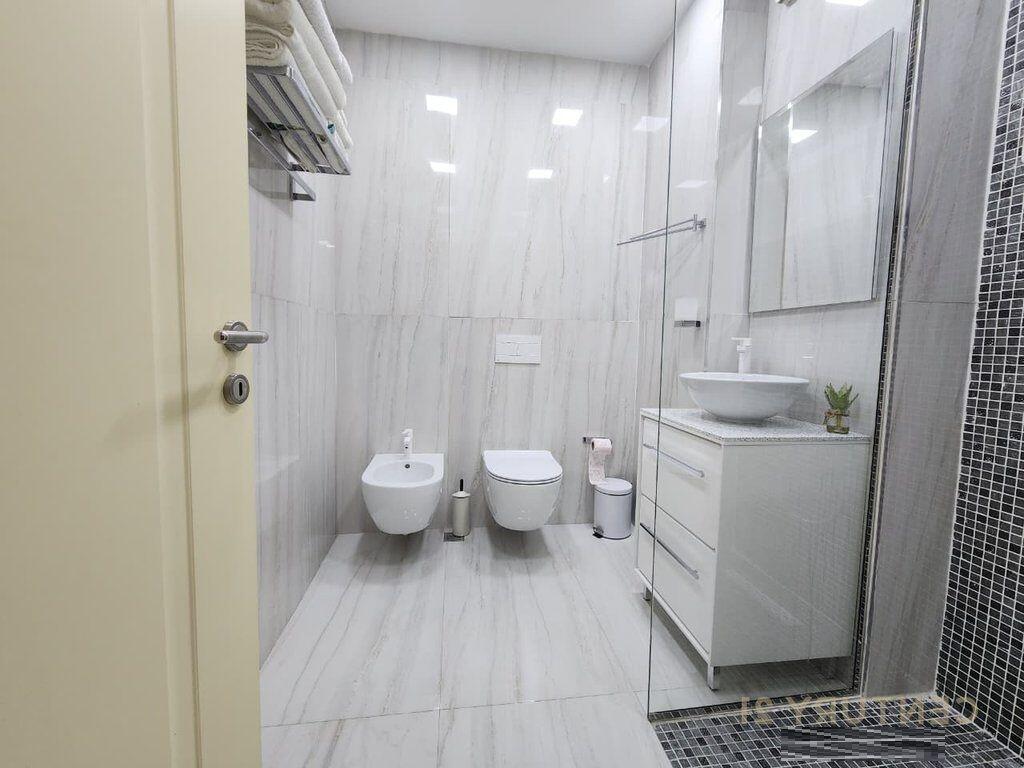 Shitet Apartament 2+1+2, Ish Stacioni i Trenit