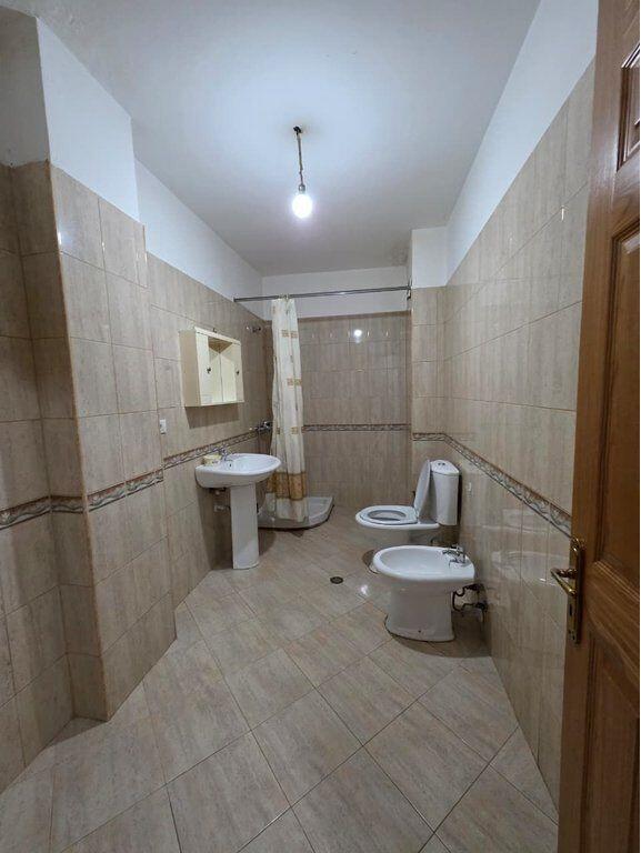 Affitto, Appartamento 2+1, Via 5 Maggio, Tirana.