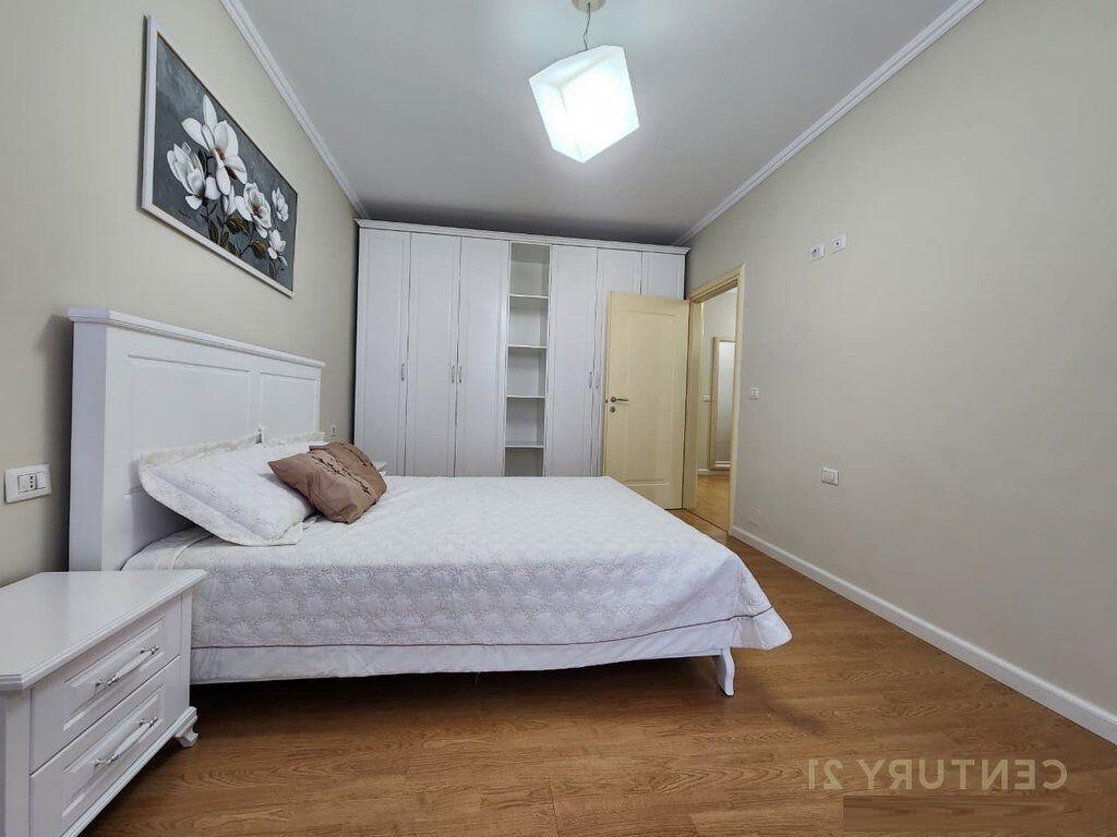 Shitet Apartament 2+1+2, Ish Stacioni i Trenit