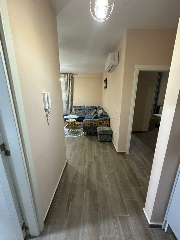 Apartament 2+1+2+Post Parkimi, Kodra e Diellit, Tiranë